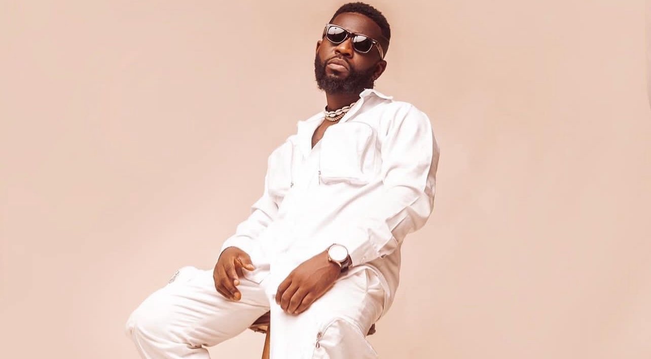 Medaase Lyrics by Bisa Kdei